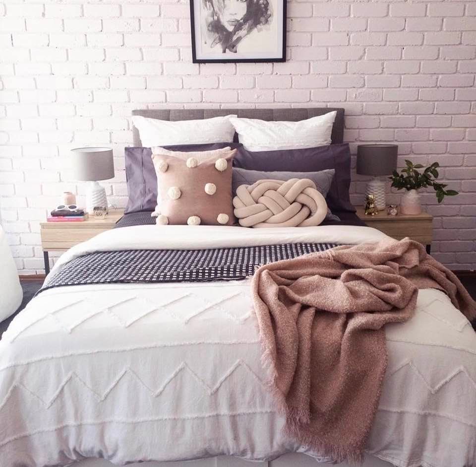 teenage bedroom